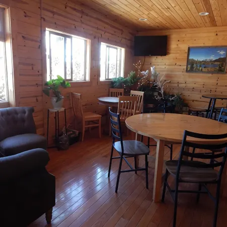 Alpine Inn
