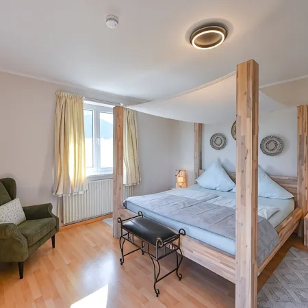 Birkeneck 2 (1st floor), castle view dream holiday apartment