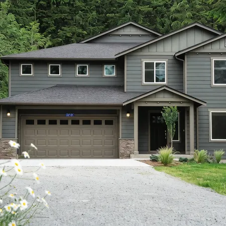 North Cascades Escape- spacious 5 bedroom, Hot Tub, family-friendly, WiFi, AC