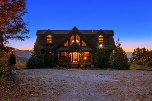 New Listing! Million Dollar Long Range Views-Hot Tub-King Suite - 4つ星