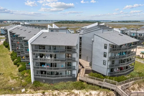 Ocean Front! Captains Quarters--2 bed 2 bath ocean front condo - balcony