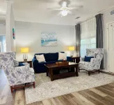 2nd Floor Walk-up.  Close to Wedding Venues, Restaurants and More!