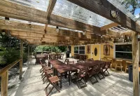 Sleeps 20+, 2 houses, Swim-Spa, hot tub, bachelor and party place - Homestays