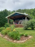 Blue Mountain Cottage near Deep Creek Campground - 3-Star