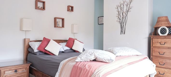 Charming cottage by a stream with trails from the doorstep in the peak district Hotels in Bakewell