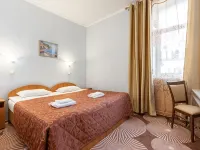 Belveder Hotel&Spa Hotels near The Marly Palace