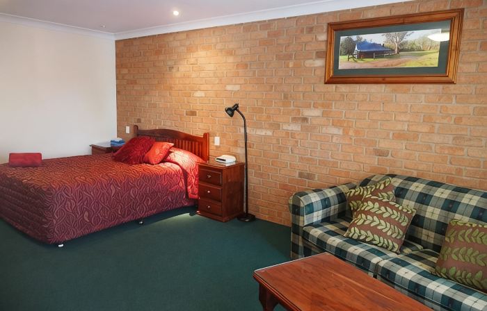 Cobar Town & Country Motor Inn