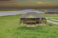 Fun on Sargent Beach in this Fabulous Vacation Home! - 4-Star