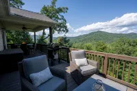Up and Away Majestic Mountain View in Clayton - 2-Star