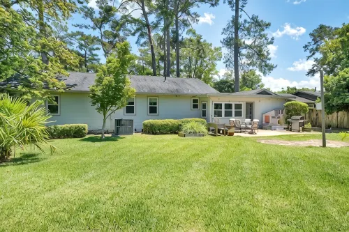 Charming 3/2 Midtown Home. Minutes from FSU. Fenced Backyard. Pet-Friendly. - 4-Star