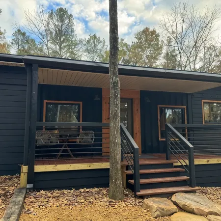 Secluded and Peaceful, Container Home in Mentone, Al