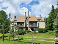 Cozy, relaxing condo overlooking Whiteface Club Resort near Jackrabbit trail. - 4-Star