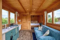 New Cosy Lodge - Self Contained In Rural Location - homestay