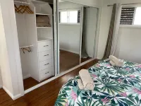 Wamberal/Terrigal Beach is a 10-15 Min Walk or 4 Minute Drive Away.*New Fast Nbn - Wifi