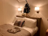 Ballydorn Stay Shepherds Hut with a view - Wi-Fi