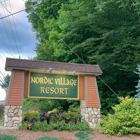 Stunning 2BR with Mountain Views - Nordic Village
