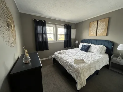 Cozy Court Street Apartment Steps from Everything! - 3つ星