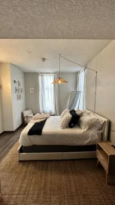 Boho Loft / Skyline View / Walk to Arena Events - Апартаменты