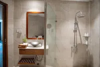 Pax Ana Doc Let Resort & Spa - Pools
