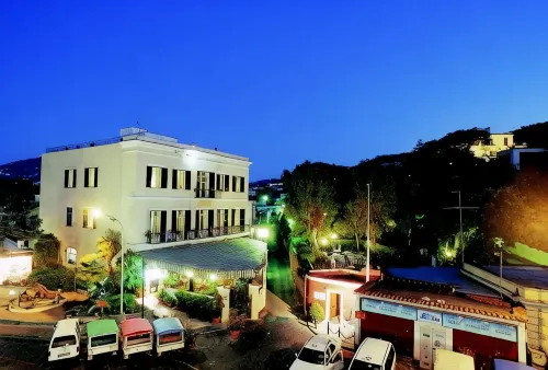 Hotel Villa Maria - Parkering