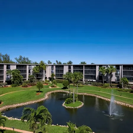 Sundial Beach Resort & Spa