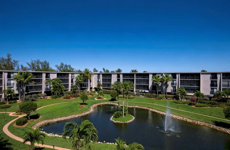 Sundial Beach Resort & Spa