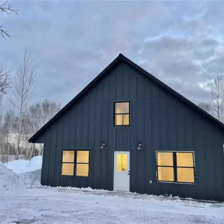 Lou's Lodge