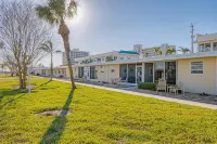 Gulfside No Roads to Cross  1-bedroom condo with AC, WiFi On Siesta Key Beach.. - 2星級
