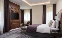 Lotte Hotel Samara - Pools