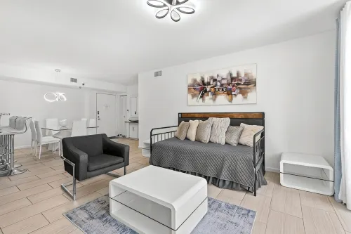 Yacht Club Miami Suite 2 Bedroom and 2 Bathroom With Baby Crib & Free Parking - 3-Star
