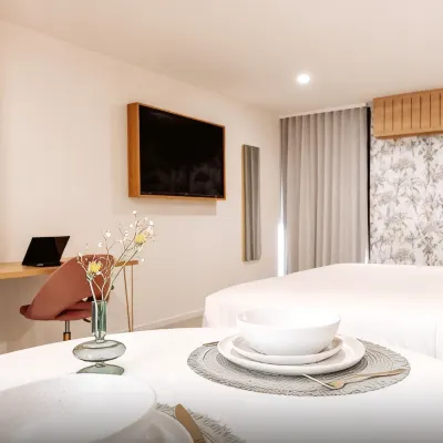 Surfside 22 Hotels near Illawarra Museum