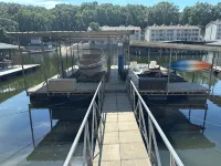 Eagles Nest - 3 Bedroom home with private dock - no wake cove - 4-Star