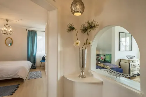 Holiday apartment with a special flair, view of the mountains and close to the lake. - ห้องครัว