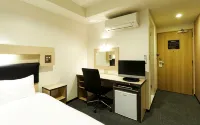 Green Rich Hotel Osaka Airport - Wifi