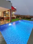 Rustwood Villa W/ Pool by Kava Stay - Villas