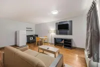 Studio 6 Laredo, TX - North I 35