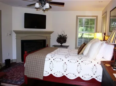 Wayside Inn Bed and Breakfast Hotels in Howard County