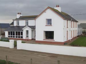 Carnside Guest House