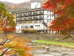 Shiobara Onsen Ryokan Kamiaizuya