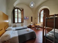 Chiostro Delle Monache Hostel Volterra