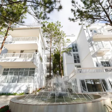 Cereja Hotel & Resort Da Lat