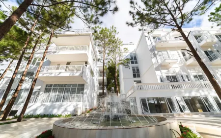Cereja Hotel & Resort Dalat