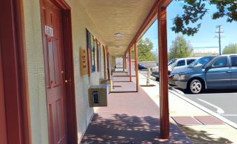 High Desert Motel Joshua Tree National Park