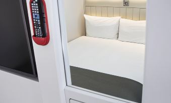 7. 포인트 A 호텔..