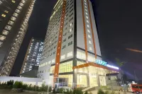 HARRIS Hotel & Conventions Ciumbuleuit Bandung Hotel dekat Mesjid Nurul Jannah