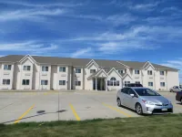 Microtel Inn & Suites by Wyndham Colfax/Newton Hotels near Iowa Speedway