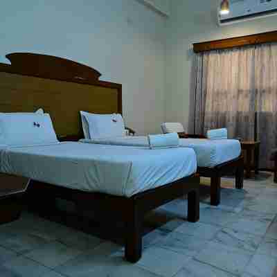 Hotel Ashoka Paradise Rooms