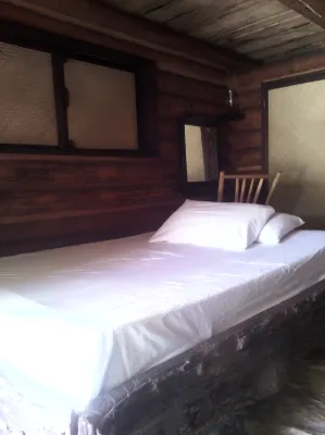 Sierraverde Cabins "Rosewood" 住宿飯店