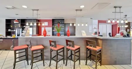 HOTEL PACIFIC HOTEL