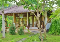 Budi Sun Resort Hotels in Maumere